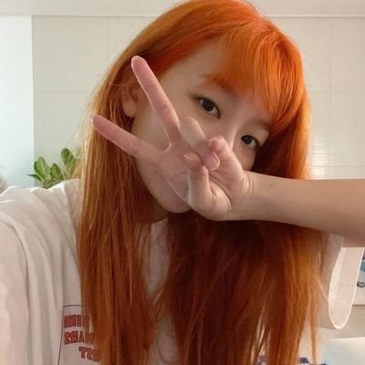 ☆★★ – ♫ red velvet ♫ – ♧︎︎︎ (g)-idle ot6 ♧︎︎︎
923(🦒💜) • 329 (🐰🩷) • OP81/LN4 (🧡🖤)