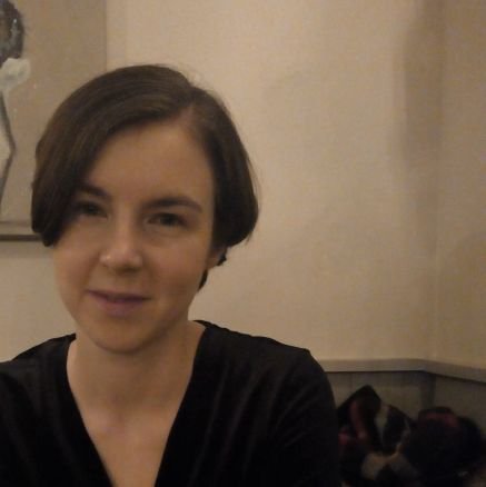 MissLibrarianP's profile picture. 