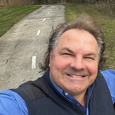 kennywic's profile picture. CEO of LCS -Globe trotter in search of great beaches !