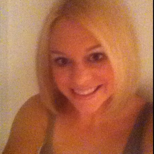 mereduffy81's profile picture. 80s baby who gives here whole heart into everything......been truly hurt, learned lots of life lessons, and still smiling at the end of the day!!!!