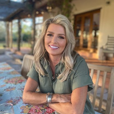 dena_wren's profile picture. 