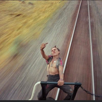 day_reya22960's profile picture. Siamo coriandoli rimasti negli angoli alla fine della festa. E altre parole che sono solo parole

🌟Il Tempo non esiste⏳

📷Instagram: valelu93