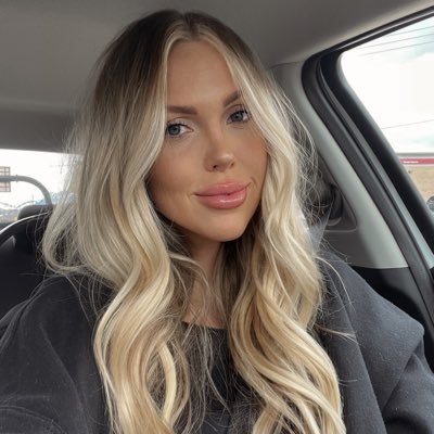 MarissaRoot's profile picture. 