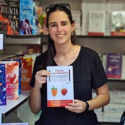 PaulaOrt23's profile picture. PhD in Molecular Bioscience 🔬 Cell biologist & virus lover 🔬