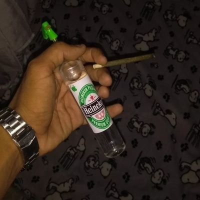 Fazendo dinheiro e ligando pra nada😎💸
Tropa Dos Mais Novo👺🍾
Posturado Sempre!