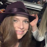 Angel Brown (@_stressedmess) 's Twitter Profile