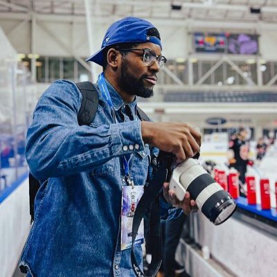 The hype man behind the lens📸 // 🎥Videographer @pwhl_toronto // @thepwhlofficial Prev: 🖥️Editor @raptors @mapleleafs 📹@brodierec