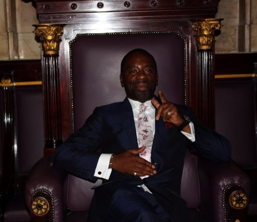 DENV220's profile picture. Mi-HOUSE DJ/RADIO PRESENTER / PROMOTER. ROAR. HARD TIMES LONDON. LOVES PLAYING GOLF & JUST BEING ME!! https://t.co/1UEbyyTYOD