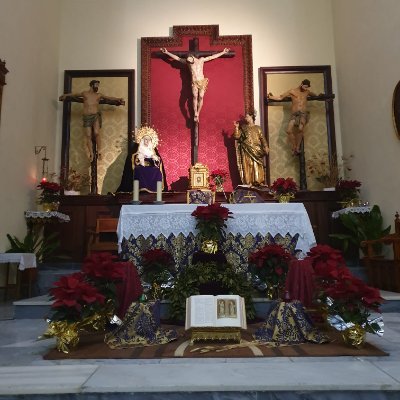 Soy se Jaen ni pollas,de la Congregacion del Santo Sepulcro y Virgen de los Dolores de mi barrio de San Juan y vivo en Mancha Real.