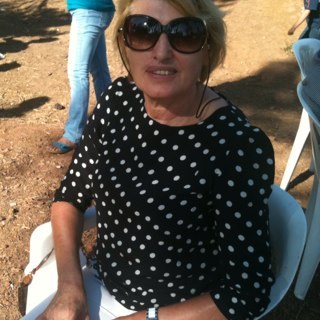 raciline's profile picture. 