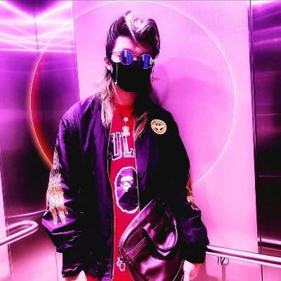 Cottonmonstar's profile picture. EN |JP  |TCH
京都↔シンガポール
Kyoto ↔ Tokyo

4divinityのコンテンツクリエイターとして働いています。
I work as a content creator for 4divinity.

プロレス  •  美術  •  リーゼント •  ヤンキー • 特撮 • トランプゲーム