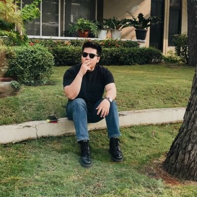 Yonantdwirr's profile picture. 