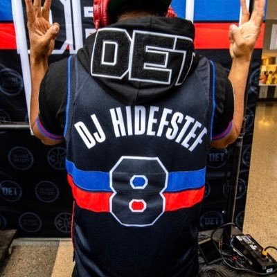 Professional DJ from Detroit | Booking: hidefstef@gmail.com | @motorcitycruise | @detroitpistons