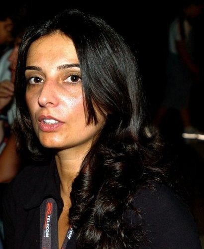 LuciaCalabrese2's profile picture. Accadono cose che sono come domande, passa un minuto, oppure anni, e poi la vita risponde!!!