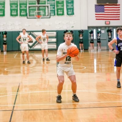 6’0 160 lbs PG Wyoming East High School ‘24 3.7 GPA email: colelambert0208@yahoo.com Cell (304-552-3262) https://t.co/uWRJzN7ukl