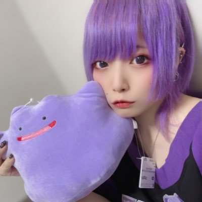 でちゃう!関東編集部4年生👾紫担当(自称)👾 ぱちすろは10年生くらい🎰 アニメヲタク。ポケモンに目がない。 ⚠︎︎DM返せません⚠︎︎ 日常▶︎@sabunax TikTok▶︎ https://t.co/lHLQpN05hw