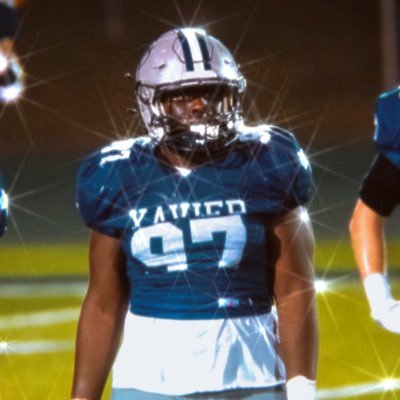 XHS 2024 | 17yrs 6ft 260 DT/ATH | 6,5 Wingspan | 1st Team All-State | 4 D2 Offers 1 D1 | Cell:319-640-1420