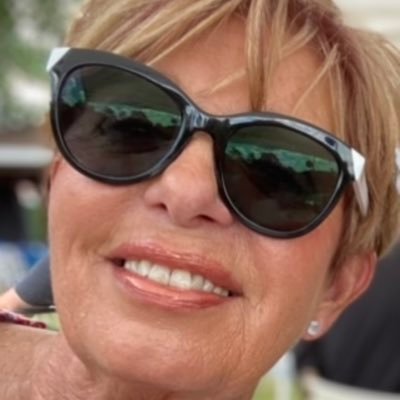 stoc4016_debbie's profile picture. ❤️🇺🇸