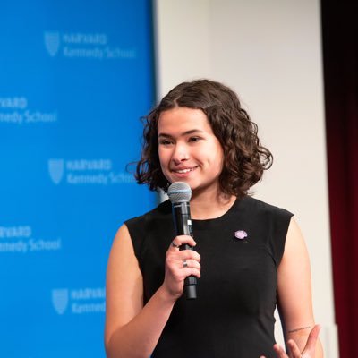 student organizer @harvard 💌 | deputy national political director @voterstomorrow, past co-chair @harvardvotes | views my own !