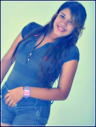 Não sei voar de pés no chão. Sou sempre eu mesma, mas com certeza não serei a mesma sempre.    
                                    '  #Deeeeeeus ♥