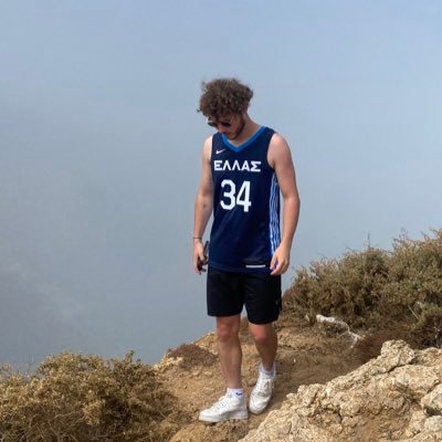 _tcht_'s profile picture. 