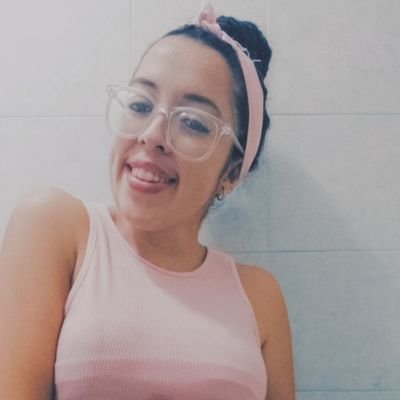 Perdí la cuenta oficial
Hurlingham 🏡
25 años
felizmente de novia ❤️
Bailarina y Profe de danzas 💫
Trenzadora y Lash
Maestra jardinera 👩🏫