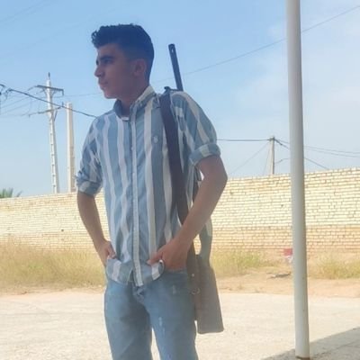 #فالو_بک
دهه هشتادی
عاشق مطالعه
پسری از دیار کرخه