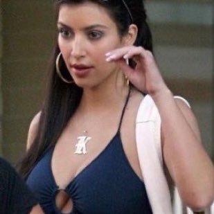 itgirlskardash's profile picture. the feminine urge to love the kardashians