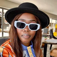 Ntombezinhle Ndebele (@ntombezinhlend4) 's Twitter Profile