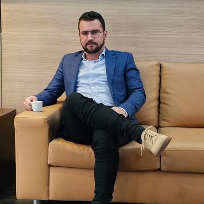 Internacionalista UCV | Ciencias de Gobierno | Política internacional y Democracia.
Los cañones no pueden asesinar la idea de libertad!