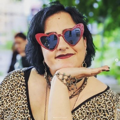 redakteurin | schlechte bisexuelle | jugoberlinerin 🇭🇷 🇲🇰 | goth | hier privat | sie/ihr