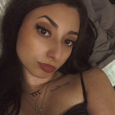 AmyPerretta_'s profile picture. New account bc twitter wanna be a b!tch