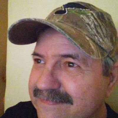 Retired business owner, father of 2 sons 💙 Proud American, Democrat, vaxxed and boosted,South Side St Louis #LGBTQ, #BLM ally.#Resist #BlueCrew No List No DM