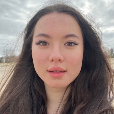 nguen_darina's profile picture. Learning Frontend 🤩 Fall in love with programming 💻
