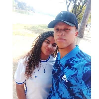 https://t.co/4QkifMW7py 👩‍❤️‍💋‍👨♥️                         
     
cruzeirense apaixonada 💙🤍