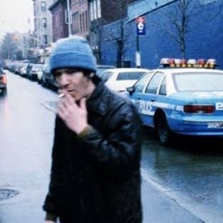 #1 Elliott Smith fan | https://t.co/Dy29MSbsSP | 2:45 AM |