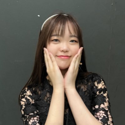 OWNDAYS 2022年9月 内定者アルバイト イオンマリンピア店 ▶︎▷ 2023年4月 酒々井プレミアムアウトレット店 ☁️ 洋服 / コスメ / お肉 / うどん が好き