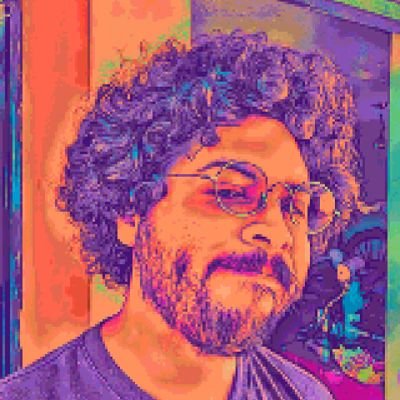 Periodista de mañana, gamer de tarde. Escribo en @Primicias, antes salía en @UdlaChannelEc y a veces opino por acá. Me gusta la tech y la geopolítica.