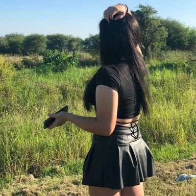 FAN DE LOS ATARDECERES✨✨
📌22/06🎉
📌INSTAGRAM: @julieta_medina24