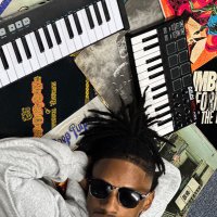 Left Ear (@onlytheleft) 's Twitter Profile