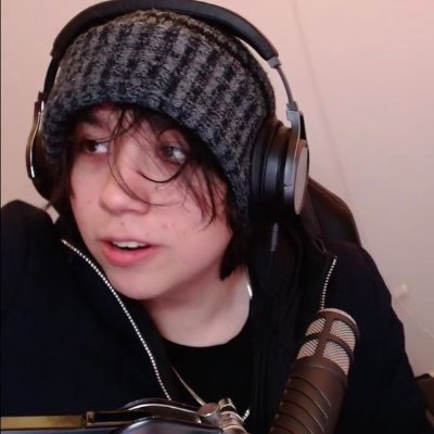 miKayuRnuts's profile picture. im cooler.