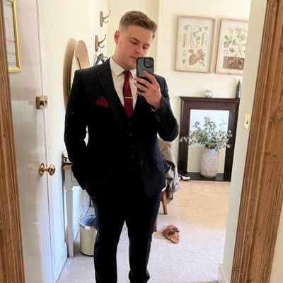 AVFC_RT's profile picture. Tomorrowland | AVFC K6