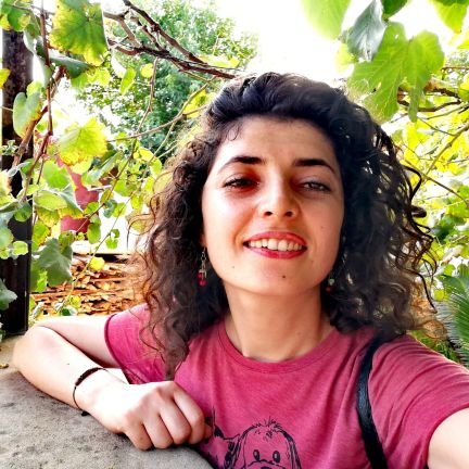 neclabln's profile picture. 