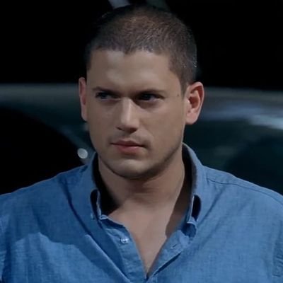 areyouuv's profile picture.