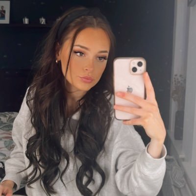 abbeybawnX's profile picture. 