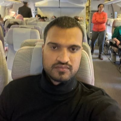 gauravsie's profile picture. Mesmerised Idiot