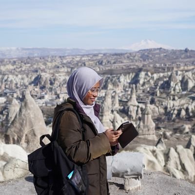 rosieayy's profile picture. Big big girl lost in a big big world