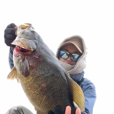 福島県会津周辺でバス釣りやってます。メインは桧原湖、羽鳥湖。冬はアルツ磐梯・猫魔メインでスノーボードやってます。