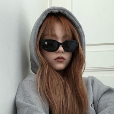 cosmves's profile picture. прокрастинатор номер 1