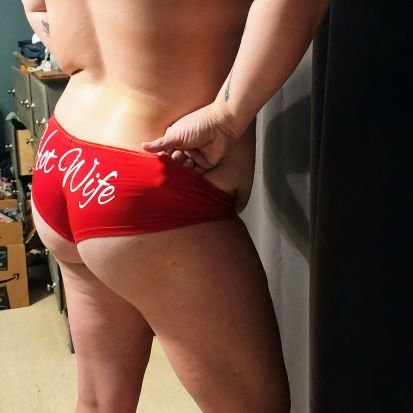 tbrrcustom69's profile picture. 31 yr old ohio couple, new to the swinging lifestyle looking to have our first 3some 
🍍🚹🚺🚹🍍